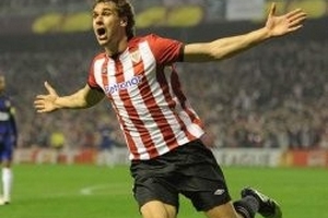 M.U và Tottenham sẽ phải chi đậm nếu muốn có Llorente