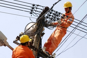 Kỳ lạ, bán điện cho EVN với giá 0 đồng/kwh