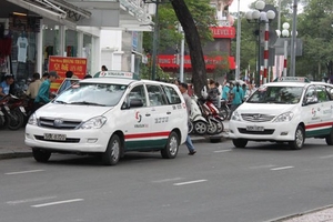 Doanh nghiệp taxi kiến nghị thay đổi cách điều chỉnh giá cước
