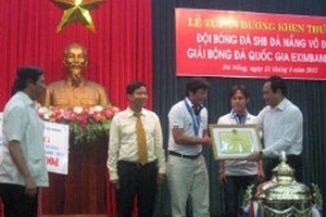 SHB.Đà Nẵng được thưởng nóng 1 tỷ đồng