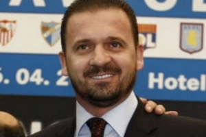 Ronaldo toàn diện hơn Messi