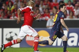 Chơi áp đảo, Barca dễ dàng đánh bại Benfica