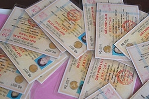 Bóc mẽ chiêu trò "học giả bằng thật" trong đào tạo lái xe