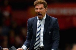 Panathinaikos vs Tottenham: AVB phản bác Fergie