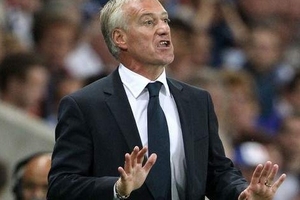 Chốt nhân sự trận gặp TBN, bỏ rơi Nasri