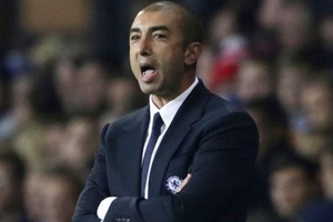 Di Matteo sẽ "xử" Cole để làm gương cho các cầu thủ khác