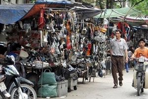 Hà Nội đồng ý di chuyển chợ “Trời”