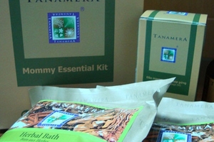 Bác sĩ sản khoa kê toa mỹ phẩm