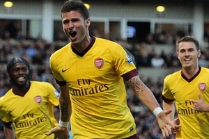 Giroud tự tin vào tương lai ở Arsenal