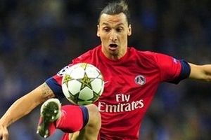 Ibra "đọ pháo" cùng Gignac