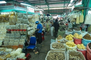 “Treo thưởng” một triệu đồng cho tin báo thực phẩm bẩn