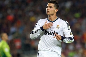 Lyon tiếc đứt ruột vì từ chối mua Cris Ronaldo