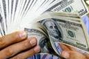 USD tiếp tục giảm giá mạnh