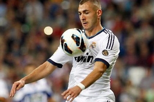 Có thứ Benzema còn giỏi hơn cả Ronaldo