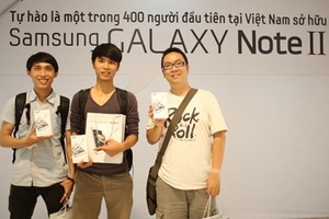 Samsung tăng ưu đãi Galaxy Note II tại Hà Nội