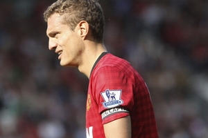 Man Utd cân nhắc bán thủ quân Vidic