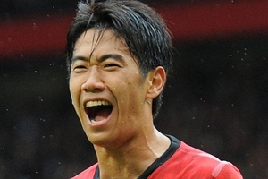 Kagawa “hắt hủi” Real và Barcelona