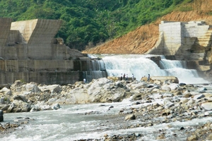 Thủy điện Đăkrông III chưa xong di dân đã tích nước