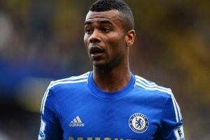 Từ chối gia hạn, Ashley Cole mở đường rời Chelsea