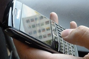 Dùng BlackBerry là "một nỗi xấu hổ"