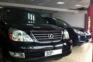 Đi ôtô sang, tốn thêm cả trăm triệu