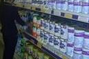 Sữa trẻ em: DN ngoại mất dần vị thế?