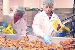 Những nước nghèo cũng không ăn gà thải loại