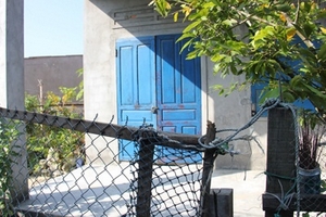 Rạch mặt chằng chịt bé trai 2 tuổi chỉ vì ghét