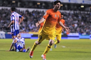 Messi bứt phá trong cuộc đua tam mã