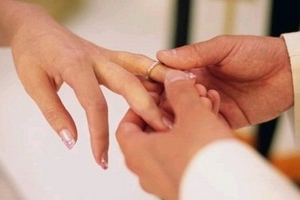 Vụ “tặng vàng giả tại đám cưới”: Chú rể thật là... một cô gái