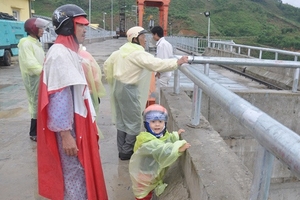 Quá nhiều nỗi lo, quá nhiều lời hứa