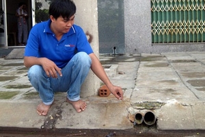 Chế biến vàng giữa khu dân cư