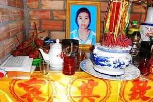 Giao trẻ dưới 15 tuổi giữ tiền quỹ là sai luật