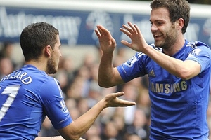 Đôi cánh của Chelsea: Mata - Hazard ăn đứt Duff - Robben?