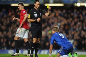 Người Man Utd bênh Torres, đòi công lý cho Chelsea