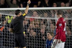 Chelsea thua oan, Di Matteo đổ tội cho trọng tài Clattenburg