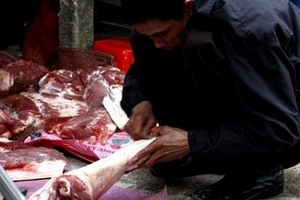 Đi chợ đầu mối 'săn' thực phẩm bẩn