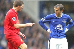 Steven Gerrard chê Everton chơi bóng dài: Lươn ngắn chê trạch dài