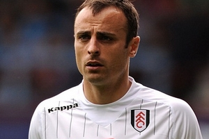 Fergie "kinh ngạc" vì Giggs, Berba “học đòi” Maldini