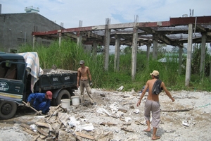 Trường tiểu học Lê Lợi: Khởi công rồi bỏ hoang 2 năm