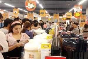 Điện máy khuyến mãi: Cả tin dễ mắc lừa