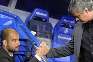 Vì danh dự, Guardiola không nên đến Real?