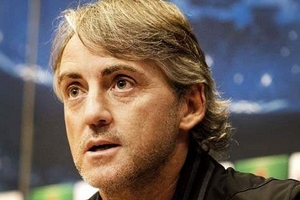 Mancini thừa nhận Man City chưa đủ tầm tại Champions League
