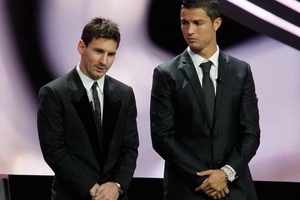 Ronaldo: Tôi tôn trọng Messi nhưng chúng tôi không phải là bạn