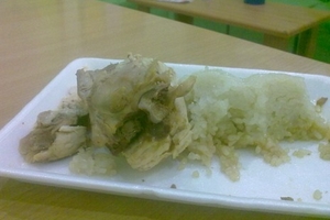 Siêu thị Big C bán xôi gà thiu ?