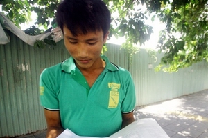 Nam sinh “đạp xe 300km đi thi” phải nhập viện khoa thần kinh