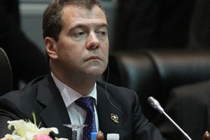 Thủ tướng Nga Medvedev đến Hà Nội