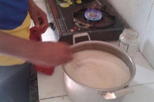 Quản lý thị trường Thanh Hóa vào cuộc vụ mật ong giả