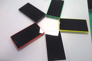 Nokia Lumia 830 lộ ảnh ở Trung Quốc