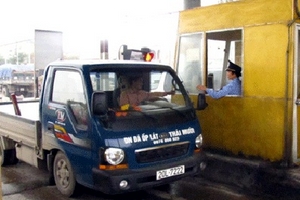 Thu phí ô tô đi trên QL1A mới từ ngày 12/11
